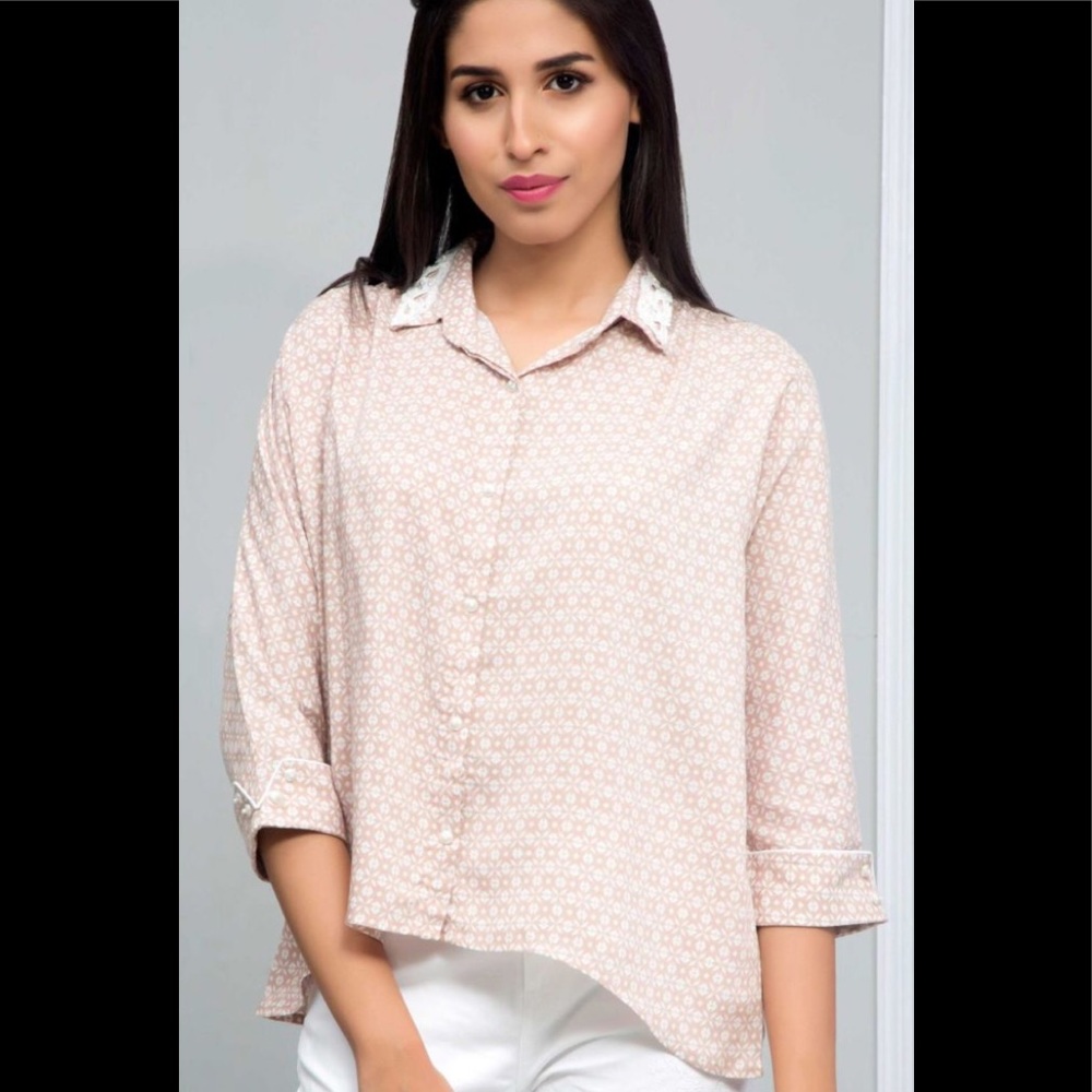Top with crochet lace and pearl finishing